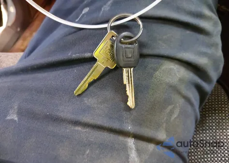 1983 Chevrolet Camaro из США, поврежденный, VIN 1G1AP87S4DN151866